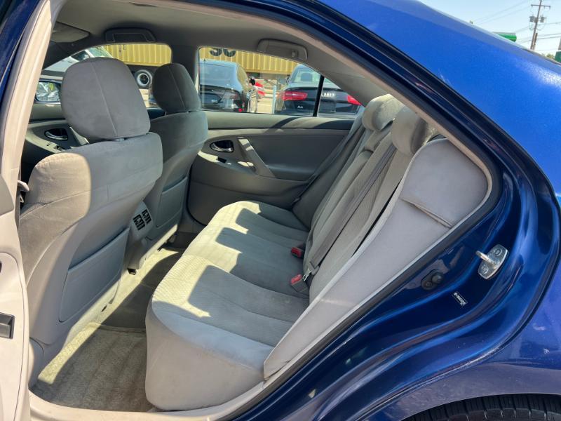 Toyota Camry Hybrid Sedan 2007