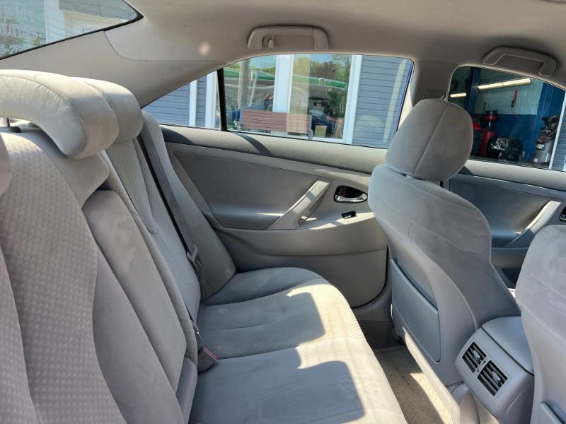 Toyota Camry Hybrid Sedan 2007