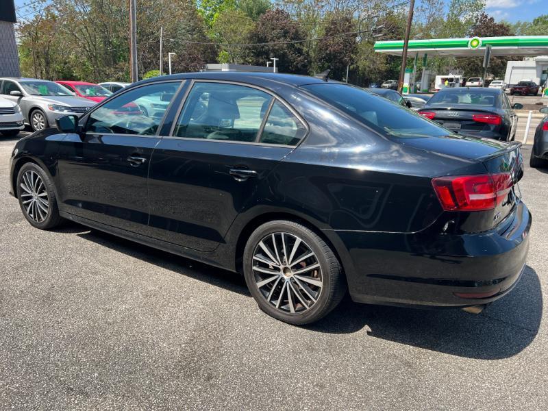 Volkswagen Jetta SE 6A 2015