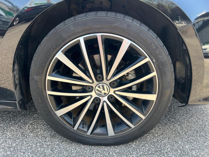 Volkswagen Jetta SE 6A 2015