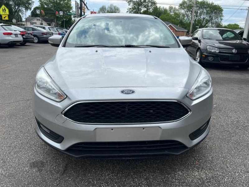 Ford Focus SE Sedan 2016