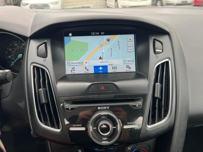 Ford Focus SE Sedan 2016