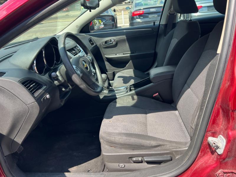 Chevrolet Malibu 1LT 2011