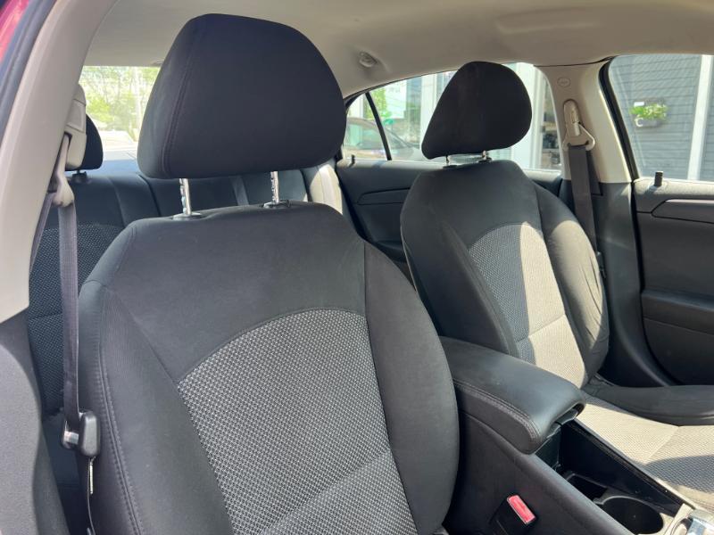 Chevrolet Malibu 1LT 2011