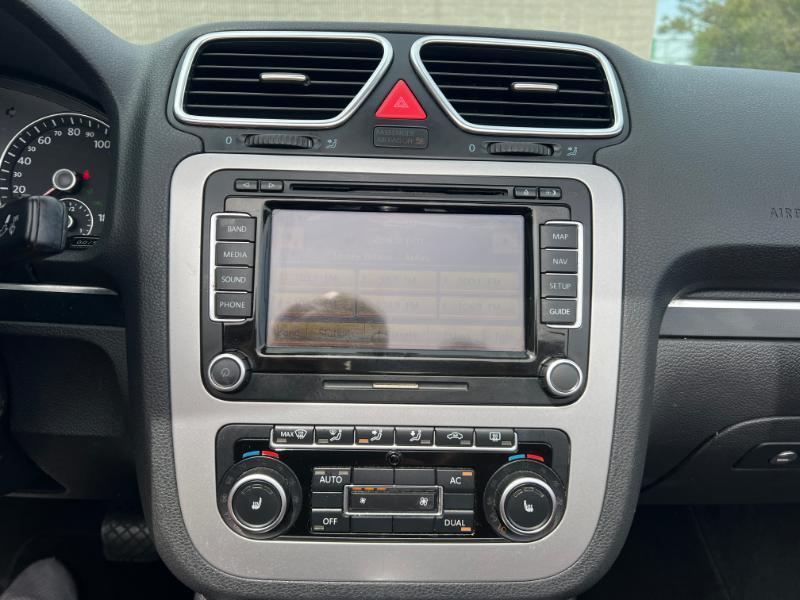 Volkswagen Eos Lux 2012