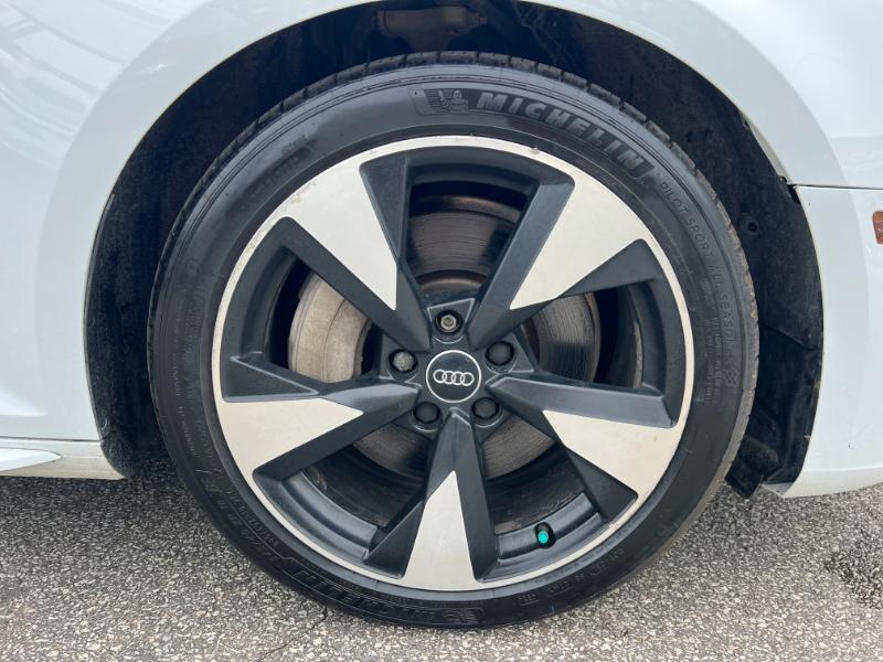 Audi A4 2.0T Premium Plus quattro Sedan 2017