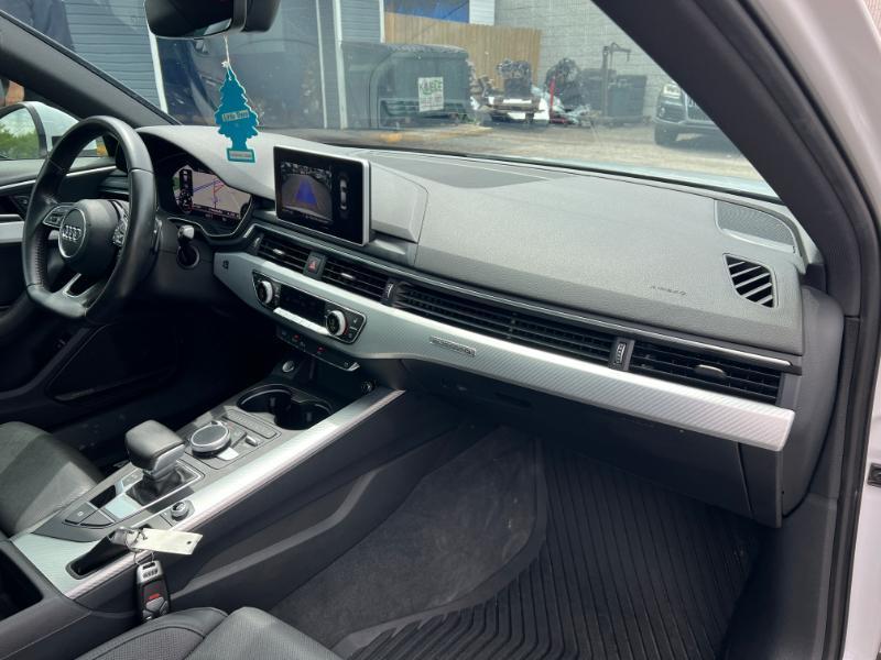 Audi A4 2.0T Premium Plus quattro Sedan 2017