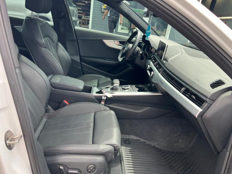 Audi A4 2.0T Premium Plus quattro Sedan 2017