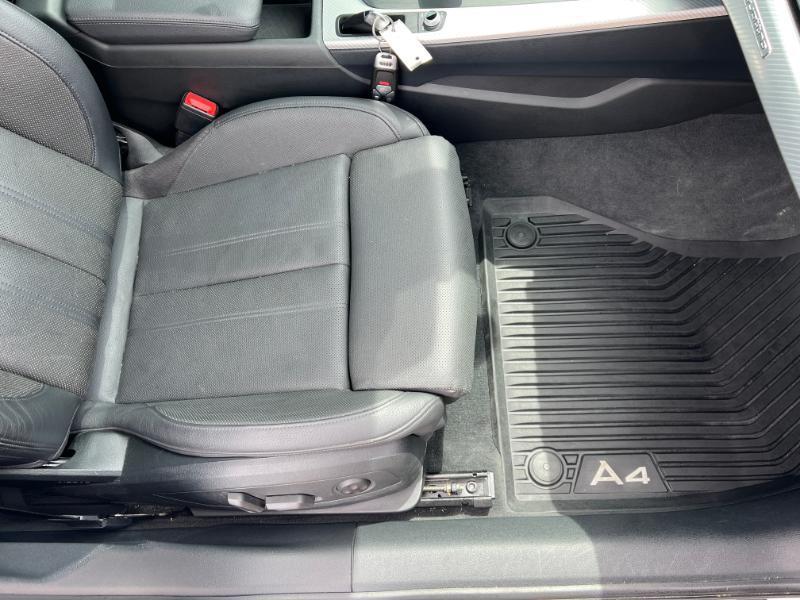 Audi A4 2.0T Premium Plus quattro Sedan 2017