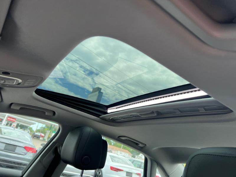 Audi A4 2.0T Premium Plus quattro Sedan 2017