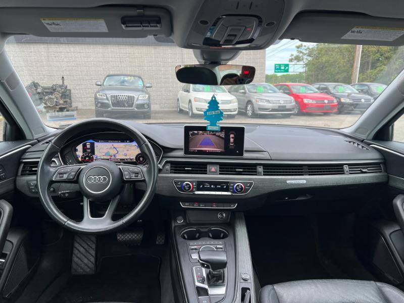 Audi A4 2.0T Premium Plus quattro Sedan 2017