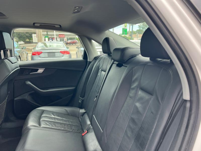 Audi A4 2.0T Premium Plus quattro Sedan 2017