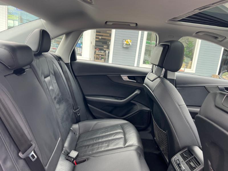 Audi A4 2.0T Premium Plus quattro Sedan 2017