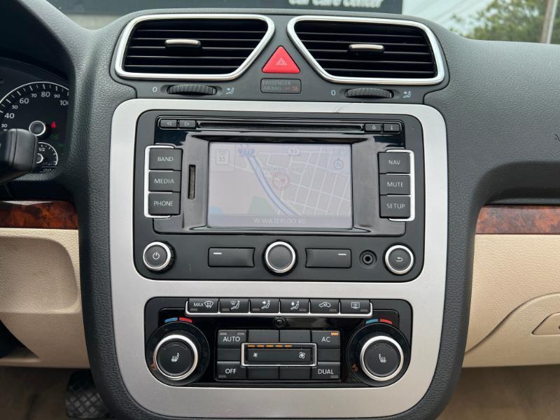 Volkswagen Eos Lux 2012