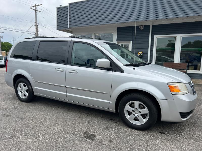 Dodge Grand Caravan SXT 2010