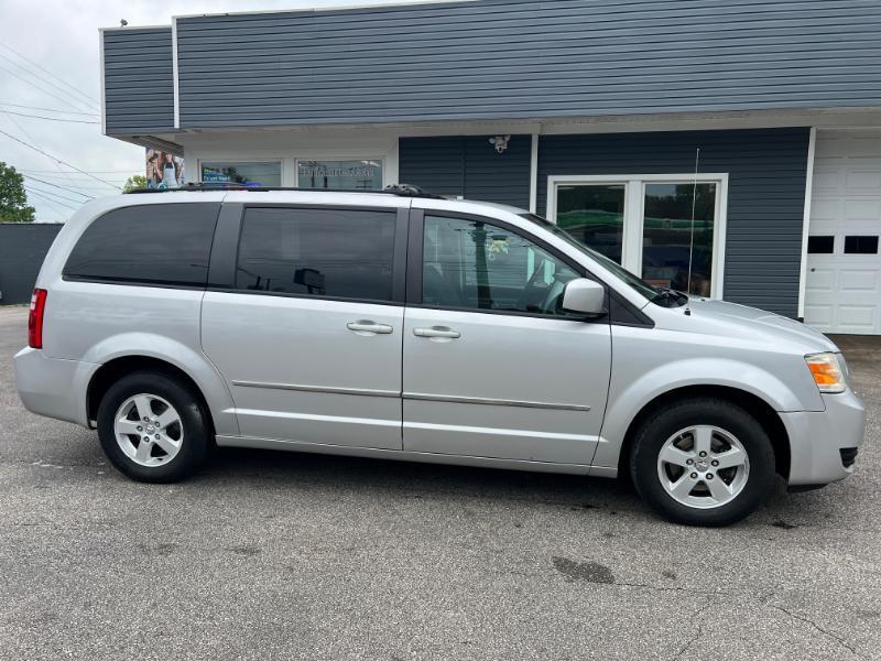 Dodge Grand Caravan SXT 2010