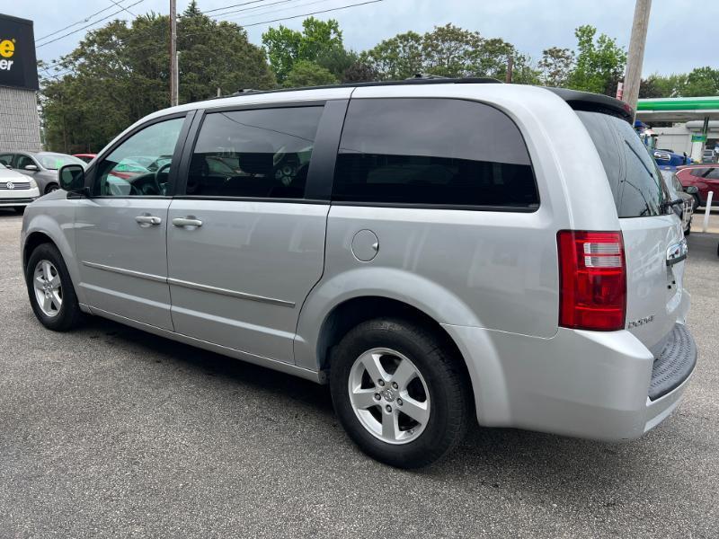 Dodge Grand Caravan SXT 2010