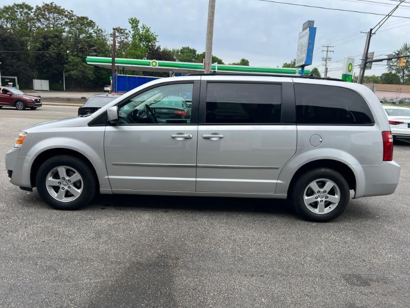 Dodge Grand Caravan SXT 2010