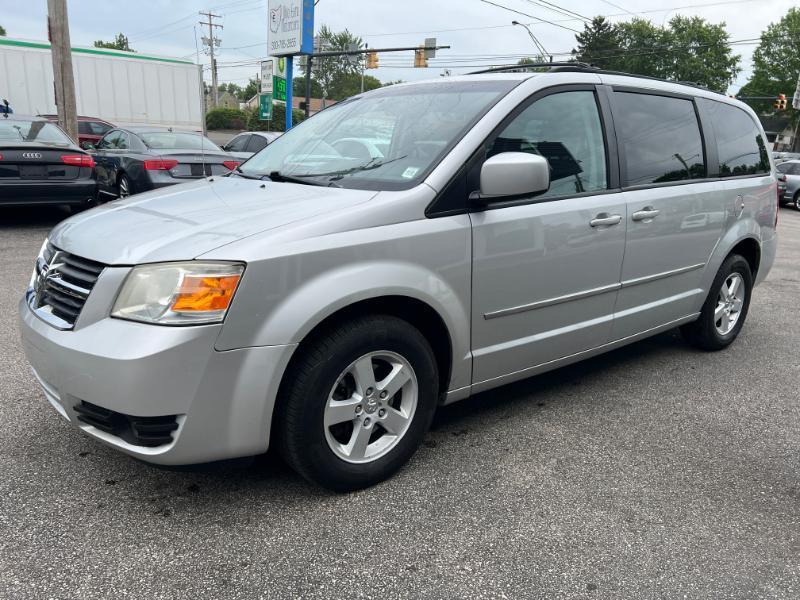 Dodge Grand Caravan SXT 2010