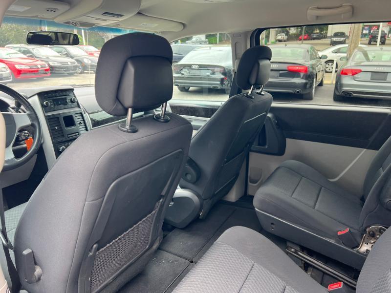 Dodge Grand Caravan SXT 2010