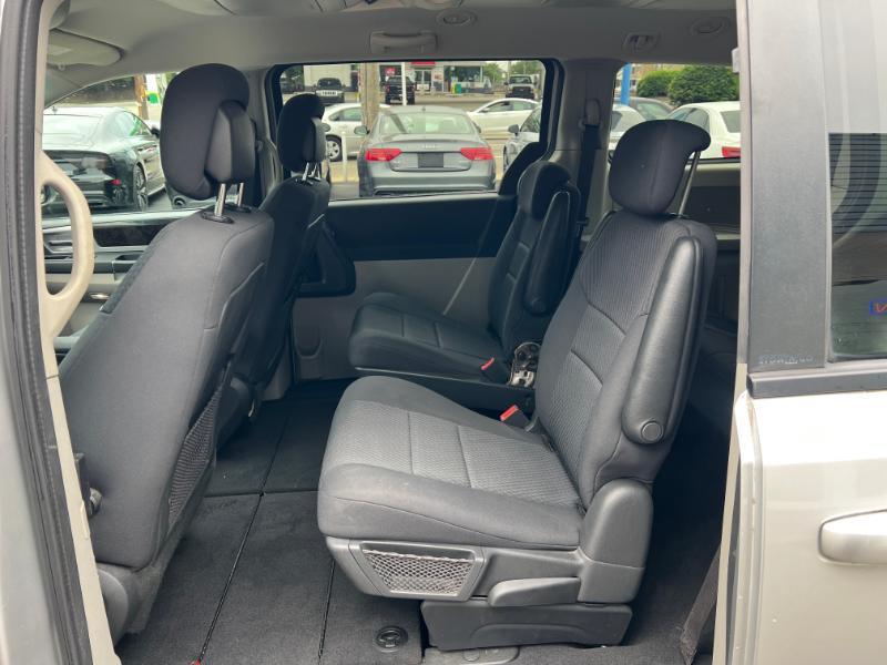 Dodge Grand Caravan SXT 2010