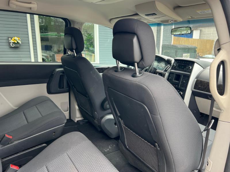 Dodge Grand Caravan SXT 2010
