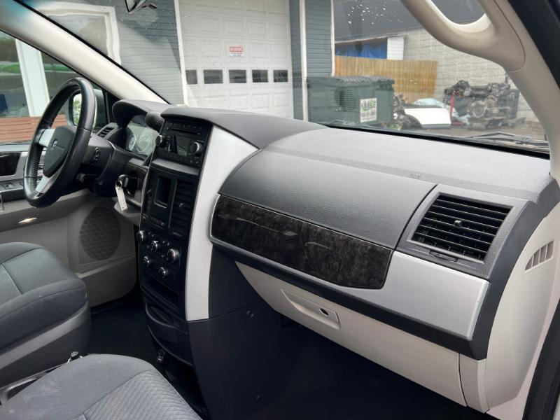 Dodge Grand Caravan SXT 2010