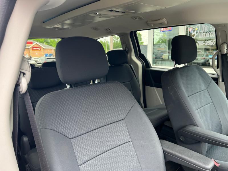 Dodge Grand Caravan SXT 2010