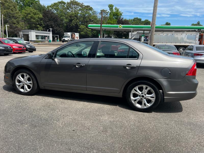 Ford Fusion SE 2012
