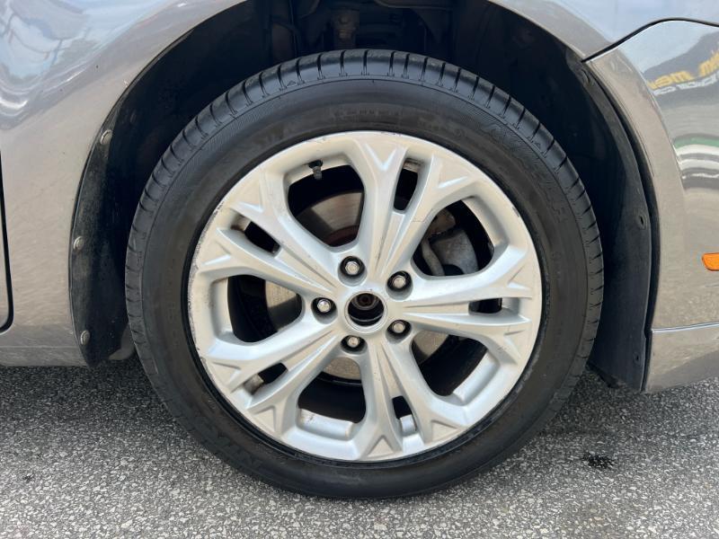 Ford Fusion SE 2012