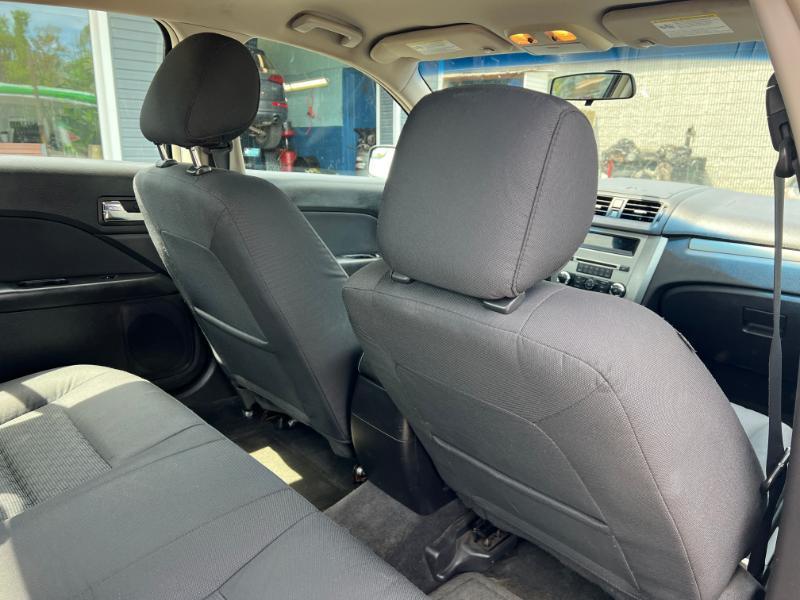 Ford Fusion SE 2012