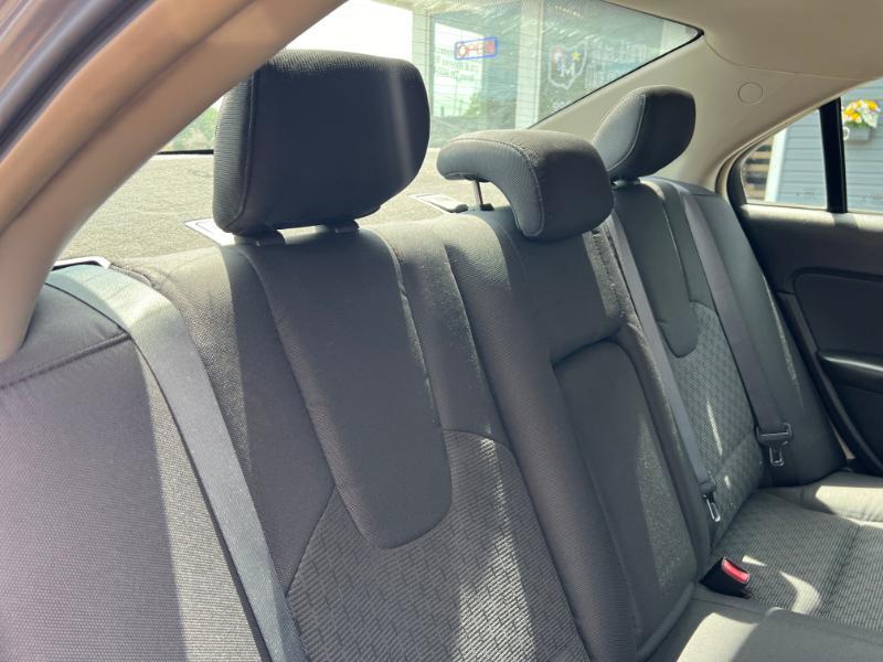 Ford Fusion SE 2012
