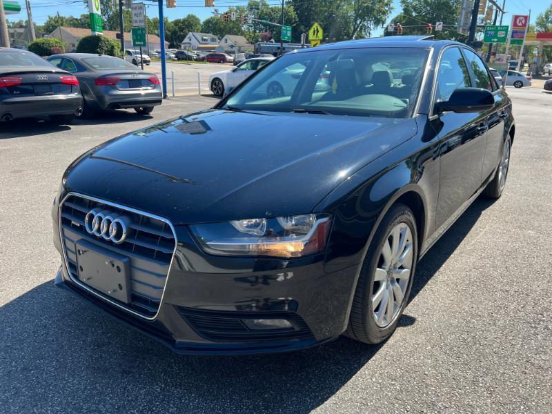 Audi A4 2.0T Sedan quattro Tiptronic 2014