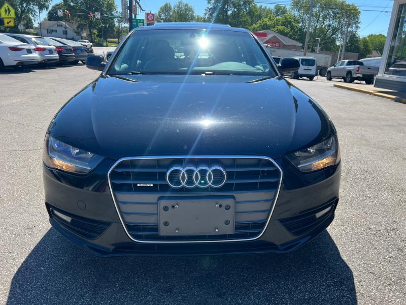 Audi A4 2.0T Sedan quattro Tiptronic 2014