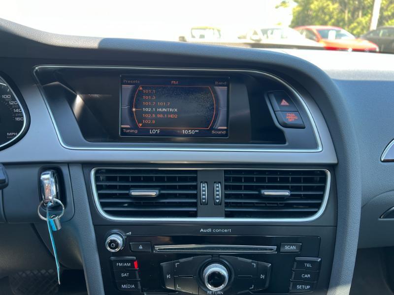 Audi A4 2.0T Sedan quattro Tiptronic 2014