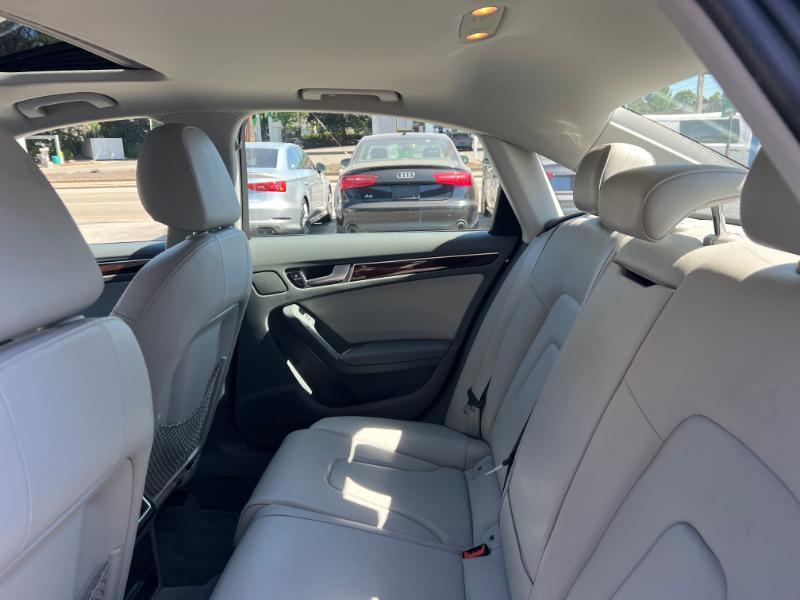 Audi A4 2.0T Sedan quattro Tiptronic 2014