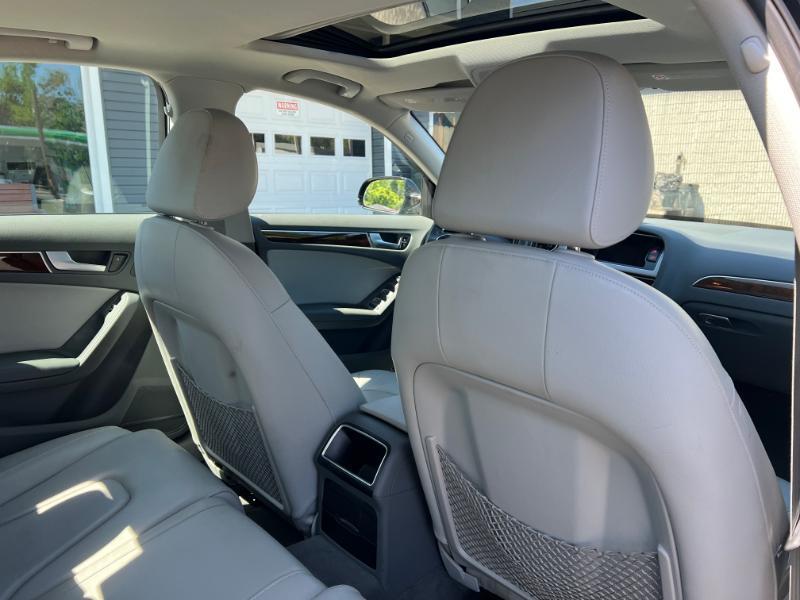 Audi A4 2.0T Sedan quattro Tiptronic 2014