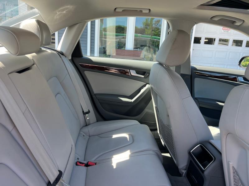 Audi A4 2.0T Sedan quattro Tiptronic 2014