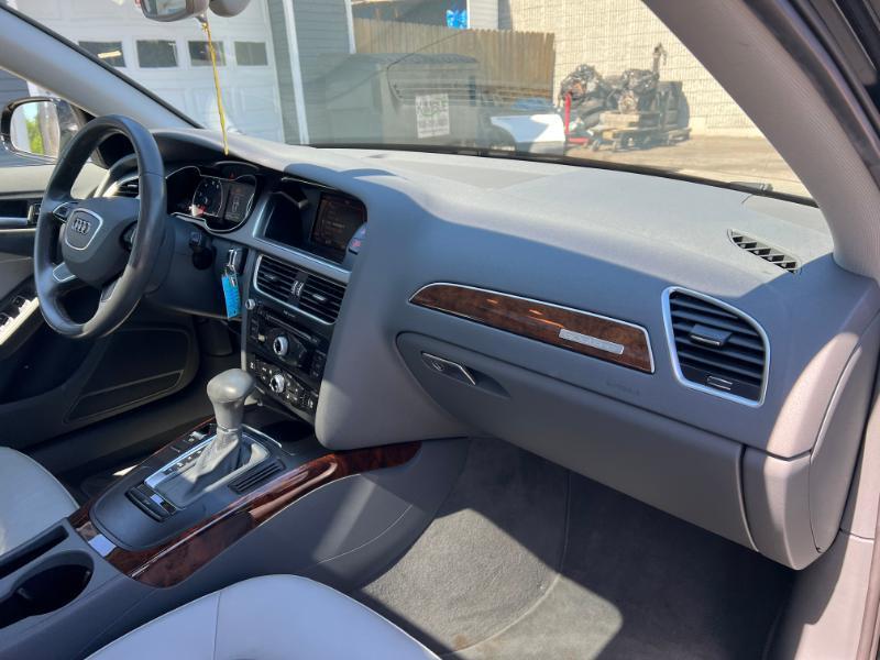 Audi A4 2.0T Sedan quattro Tiptronic 2014