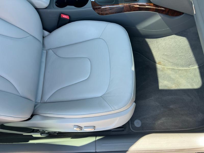 Audi A4 2.0T Sedan quattro Tiptronic 2014