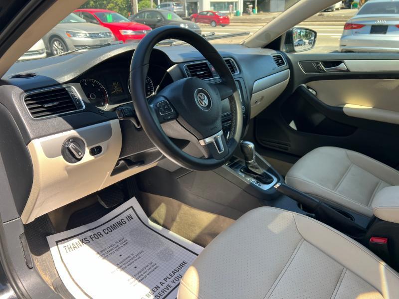 Volkswagen Jetta SE 2014