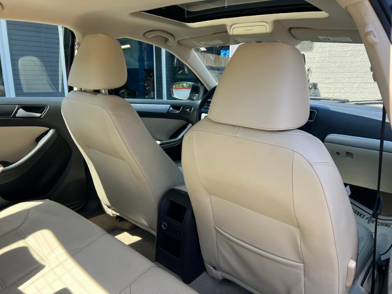 Volkswagen Jetta SE 2014