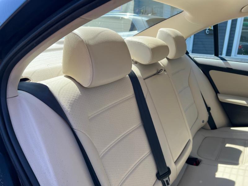 Volkswagen Jetta SE 2014