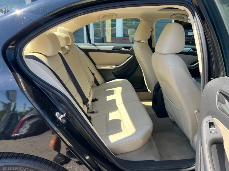 Volkswagen Jetta SE 2014