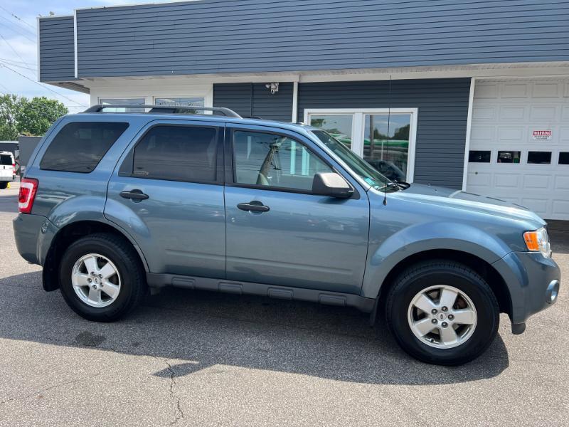 Ford Escape XLT 4WD 2012