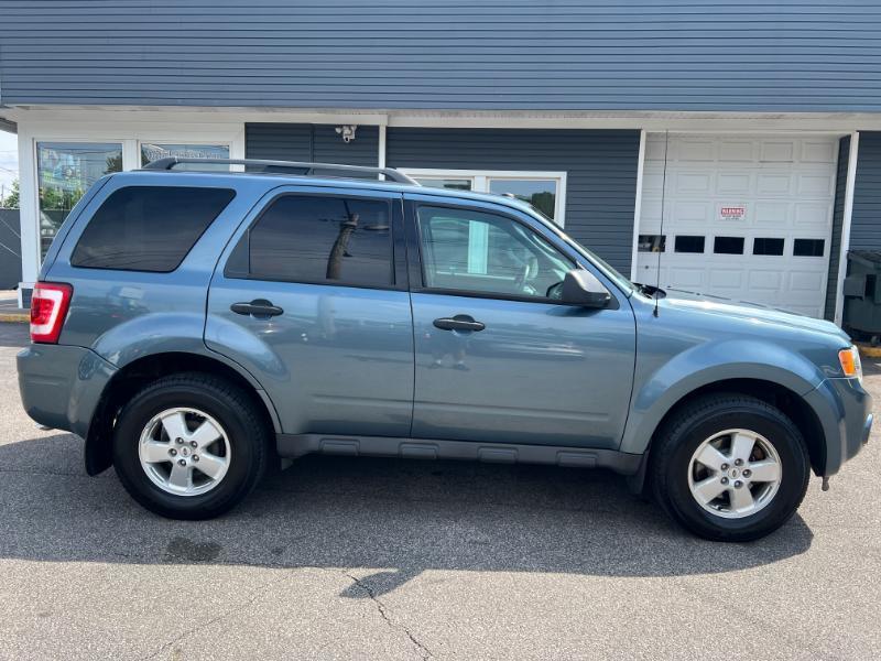 Ford Escape XLT 4WD 2012