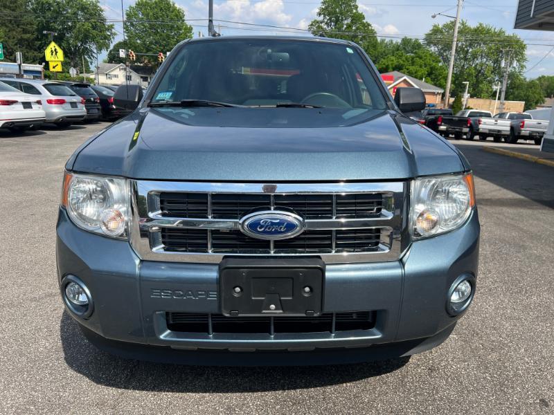 Ford Escape XLT 4WD 2012
