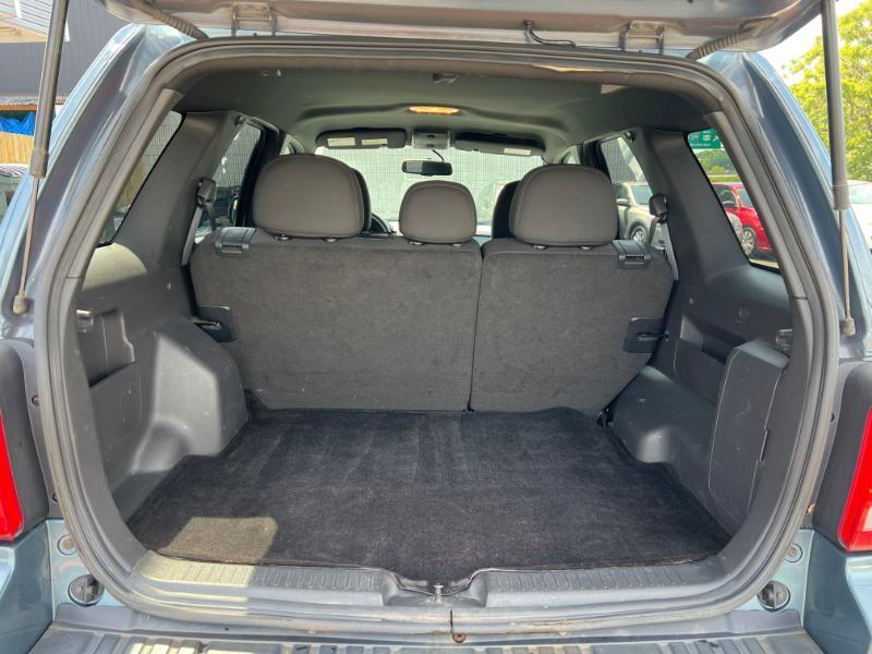 Ford Escape XLT 4WD 2012