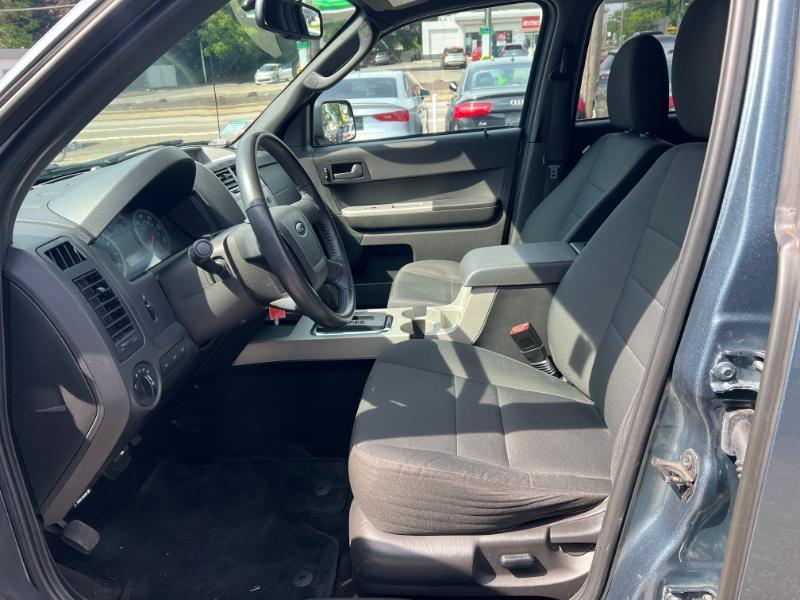 Ford Escape XLT 4WD 2012