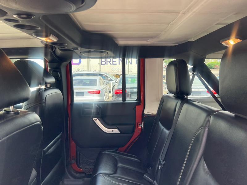 Jeep Wrangler Unlimited Sahara 4WD 2014
